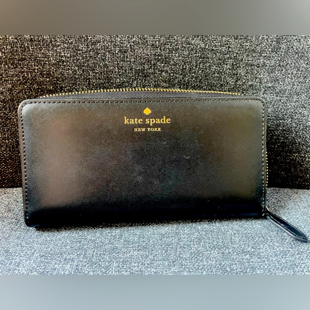 NWOT Kate Spade Zip Around Continental Wallet